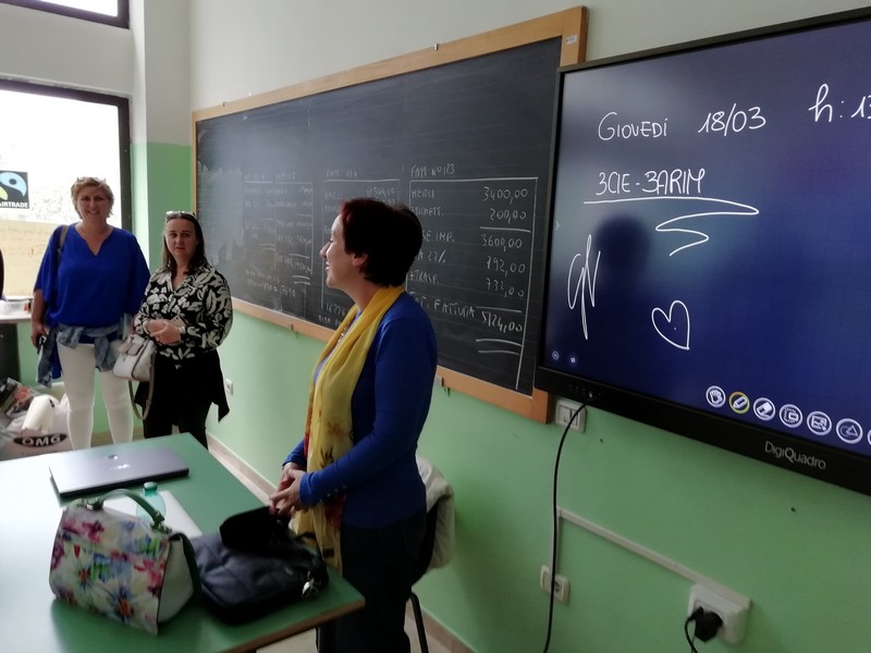 Egy gazdasági óra látogatása - Kínai nyelven is folyik az oktatás