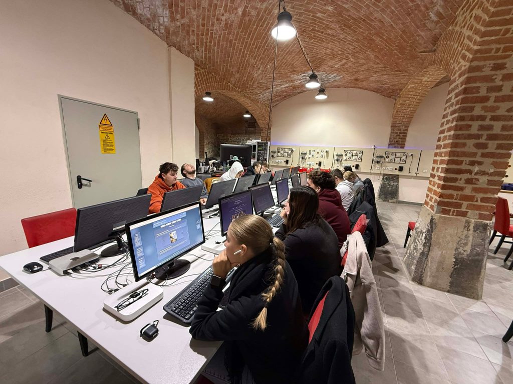 Informatikusok utolsó heti gyakorlatuk