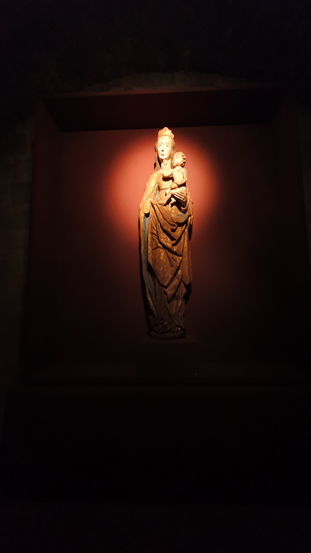 Nauburgi Dóm - Madonna és gyermeke