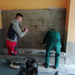 Kőműveseink munkában