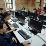Informatikusok weblapszerkesztés illetve Okos otthon alapjaival ismerkednek