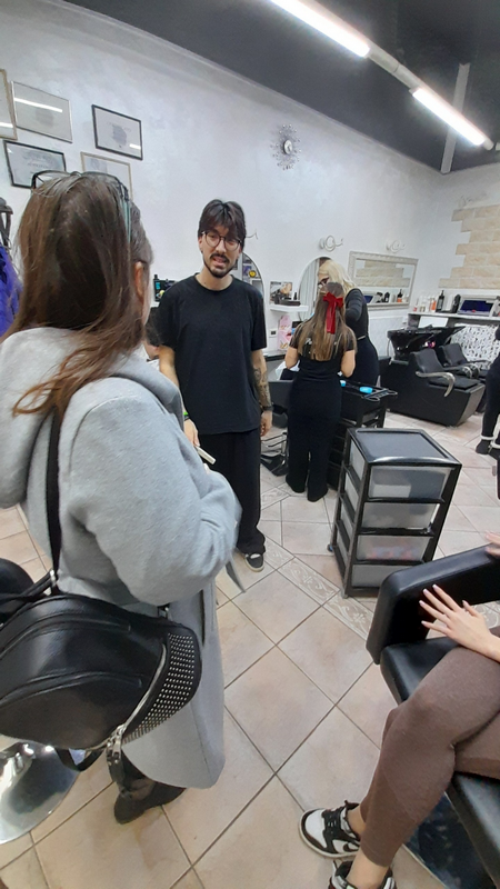 A fodrászok mentorukat kérdeztük a lányok munkájával kapcsolatban