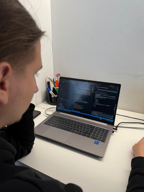 Informatikusaink a gyakorlati feladatukon dolgoznak
